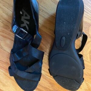 Anne Klein Sport dress sandles be size 9.5 worn once bc